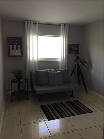 2741 NE 8th Avenue 14, Wilton Manors, FL 33334