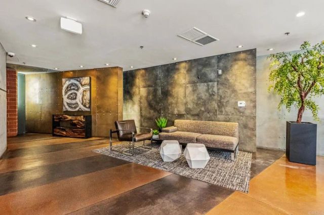 1050 Island Avenue 711, San Diego, CA 92101