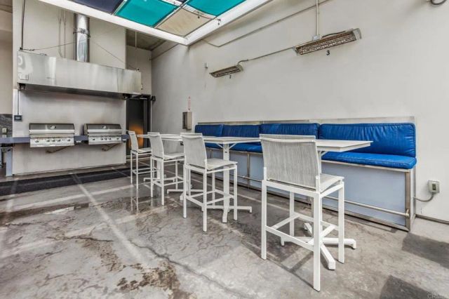 1050 Island Avenue 711, San Diego, CA 92101