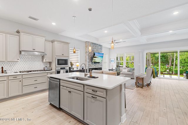 537 STONE RIDGE Drive, Ponte Vedra, FL 32081