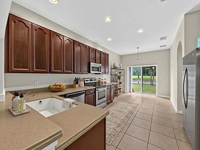 10411 PARK COMMONS DRIVE, Orlando, FL 32832