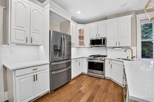 552 Clark Street, St Charles, MO 63301