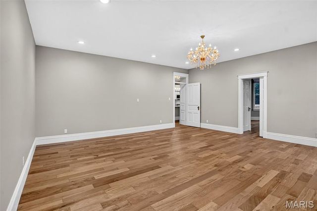 552 Clark Street, St Charles, MO 63301
