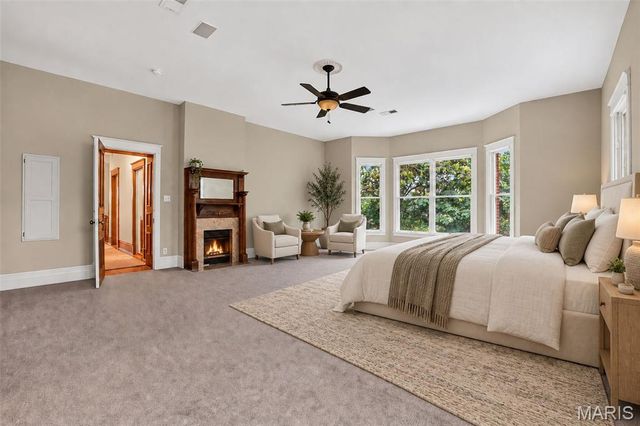 552 Clark Street, St Charles, MO 63301