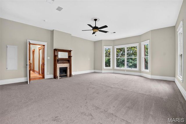 552 Clark Street, St Charles, MO 63301