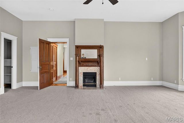 552 Clark Street, St Charles, MO 63301