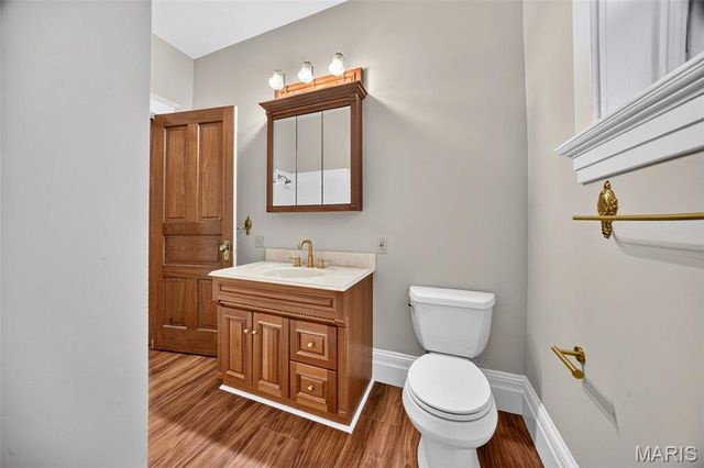 552 Clark Street, St Charles, MO 63301