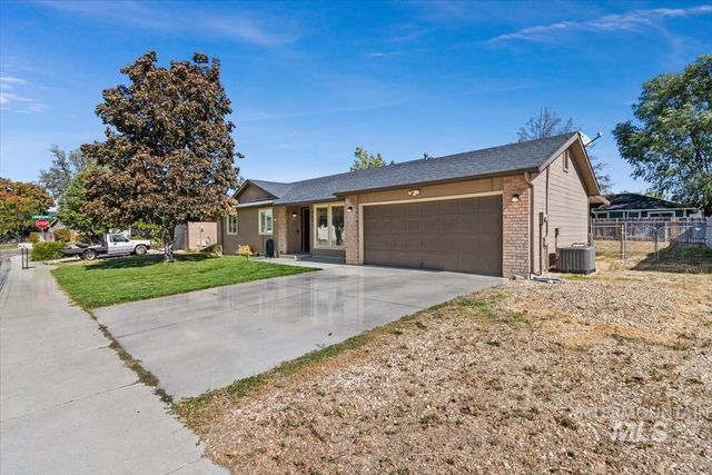 3626 S Peoria Way, Meridian, ID 83642