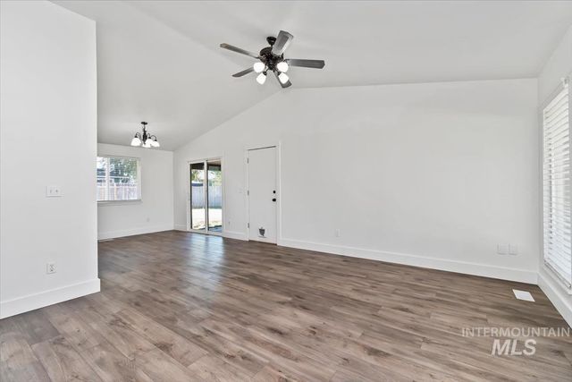 3626 S Peoria Way, Meridian, ID 83642