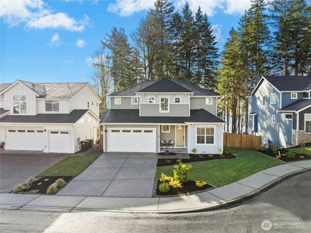 1767 NE Crystallia Court, Poulsbo, WA 98370