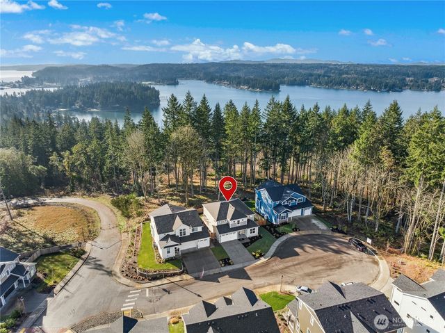 1767 NE Crystallia Court, Poulsbo, WA 98370