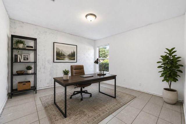 814 Indian Meadow DR, Georgetown, TX 78626
