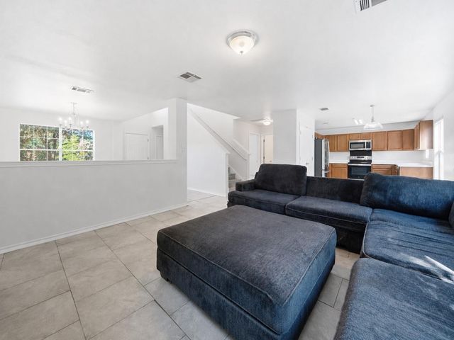 814 Indian Meadow DR, Georgetown, TX 78626