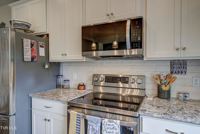 133 Ug Buckles Road, Elizabethton, TN 37643