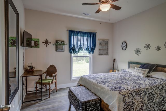 133 Ug Buckles Road, Elizabethton, TN 37643