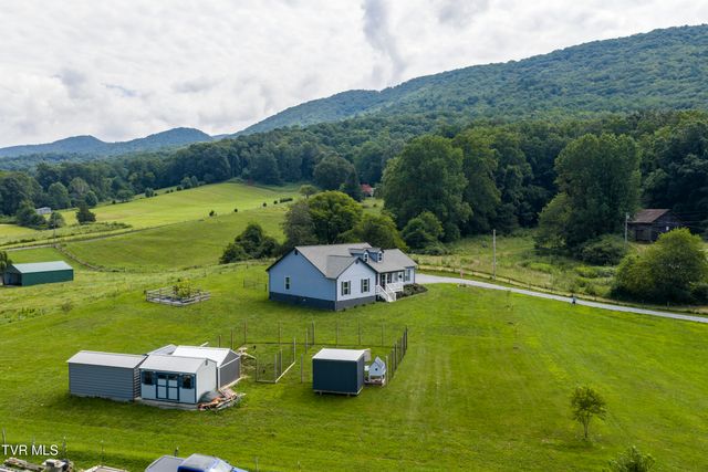 133 Ug Buckles Road, Elizabethton, TN 37643