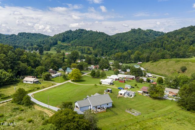 133 Ug Buckles Road, Elizabethton, TN 37643