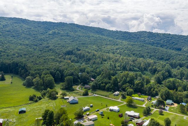 133 Ug Buckles Road, Elizabethton, TN 37643