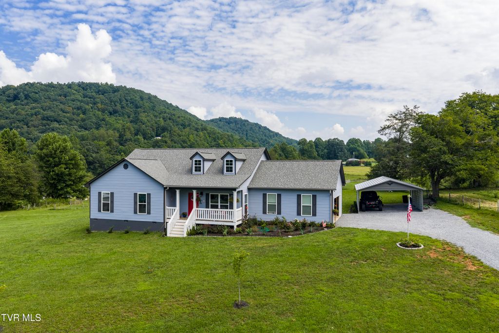 133 Ug Buckles Road, Elizabethton, TN 37643