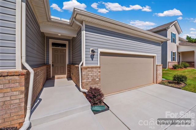 3036 Bluff Hill Lane, Charlotte, NC 28215