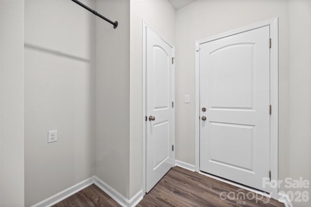 3036 Bluff Hill Lane, Charlotte, NC 28215