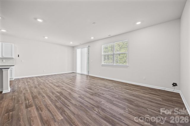3036 Bluff Hill Lane, Charlotte, NC 28215