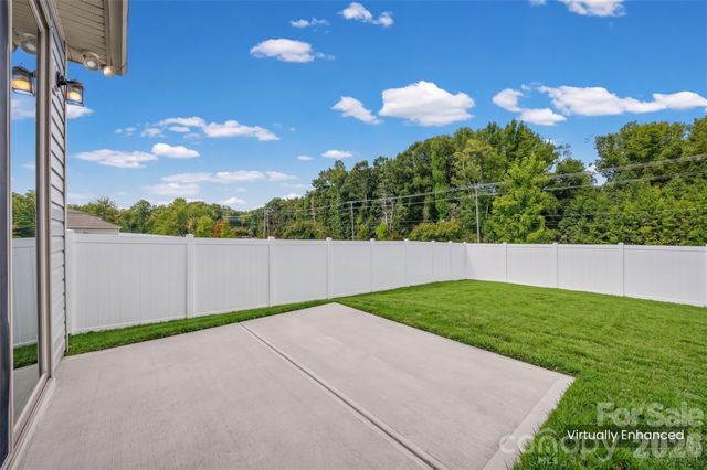 3036 Bluff Hill Lane, Charlotte, NC 28215
