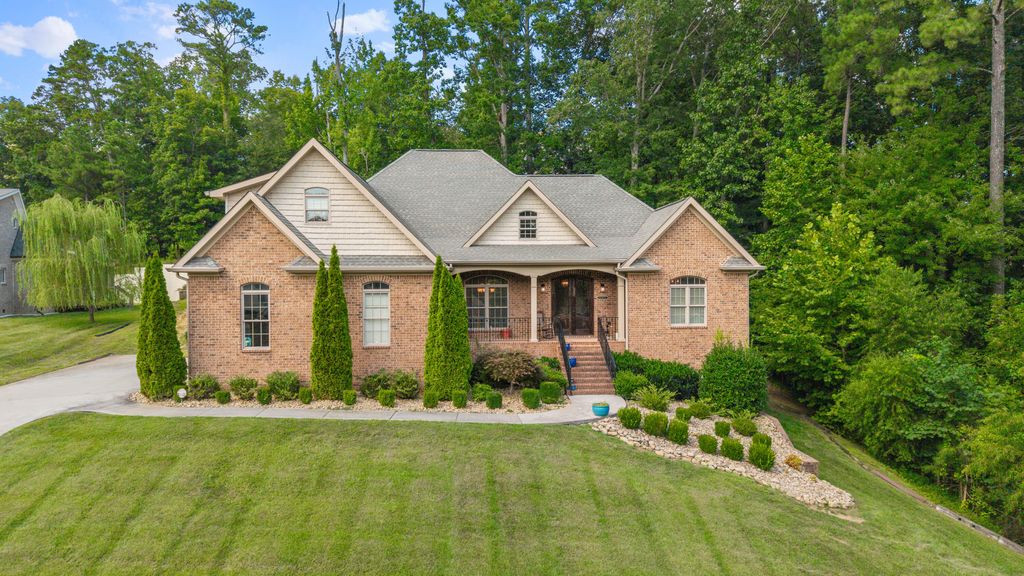 704 Pembridge Circle NW, Cleveland, TN 37312