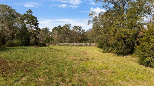 745 W Johnson Street, Tatum, TX 75691