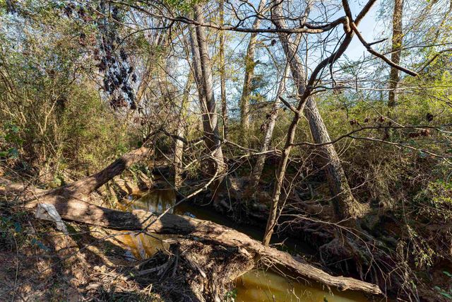 745 W Johnson Street, Tatum, TX 75691