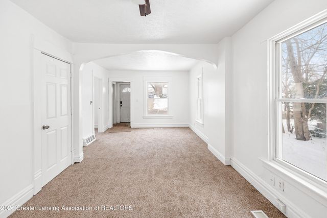 1440 E Oakland Avenue, Lansing, MI 48906