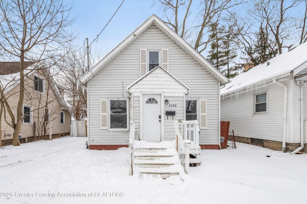 1440 E Oakland Avenue, Lansing, MI 48906