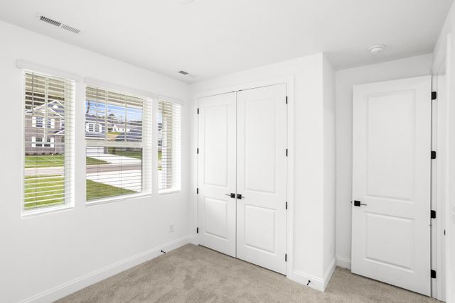 1544 Oak Springs Dr, Columbia, TN 38401