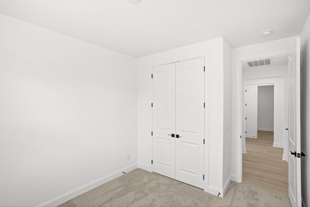 1544 Oak Springs Dr, Columbia, TN 38401