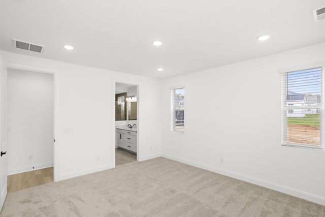 1544 Oak Springs Dr, Columbia, TN 38401