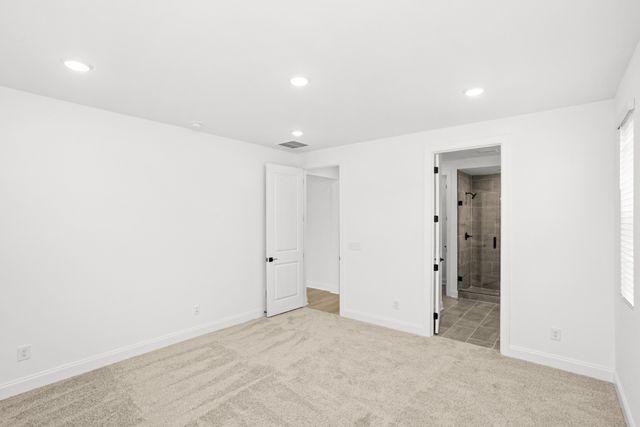 1544 Oak Springs Dr, Columbia, TN 38401