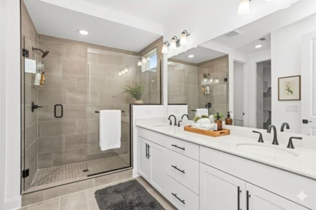 1544 Oak Springs Dr, Columbia, TN 38401