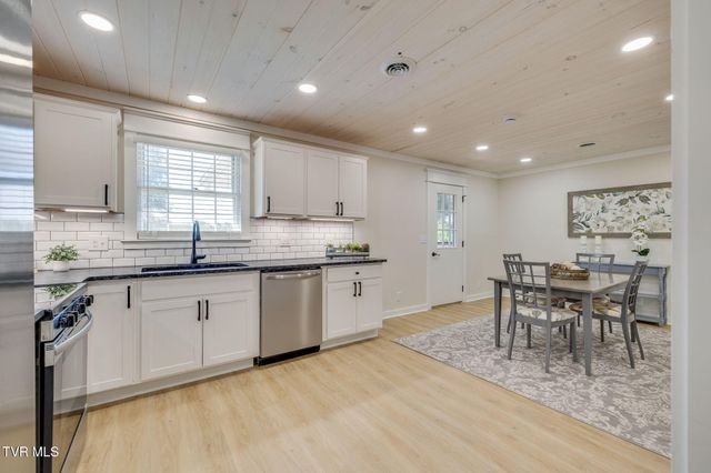 721 Foothills Road, Kingsport, TN 37663
