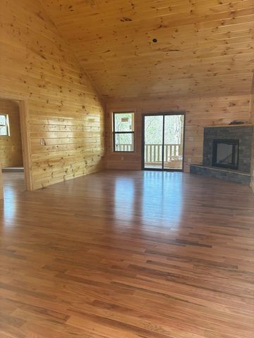 94 Noelles Pass, Murphy, NC 28906