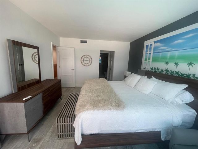 3800 Galt Ocean Drive 204, Fort Lauderdale, FL 33308