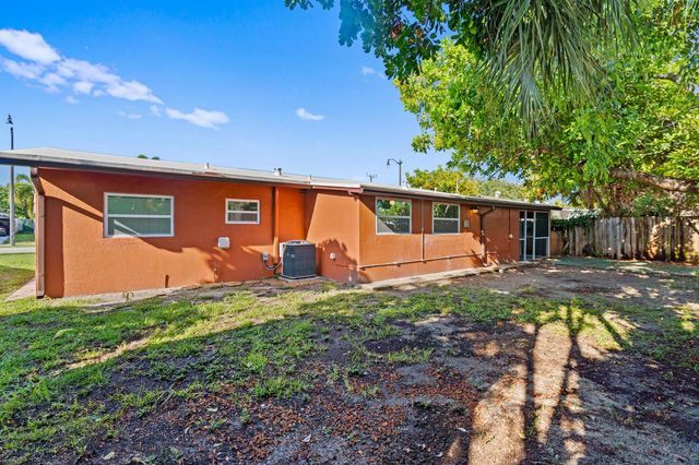 1531 NE 33rd Street, Pompano Beach, FL 33064