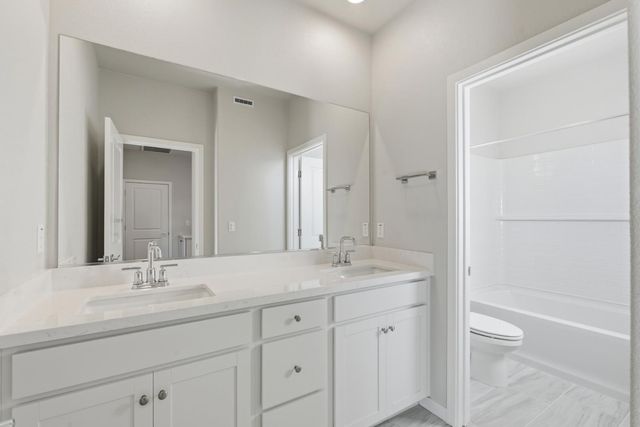 8297 Morning Star Way, Elk Grove, CA 95757