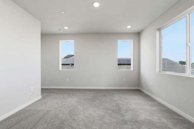8297 Morning Star Way, Elk Grove, CA 95757