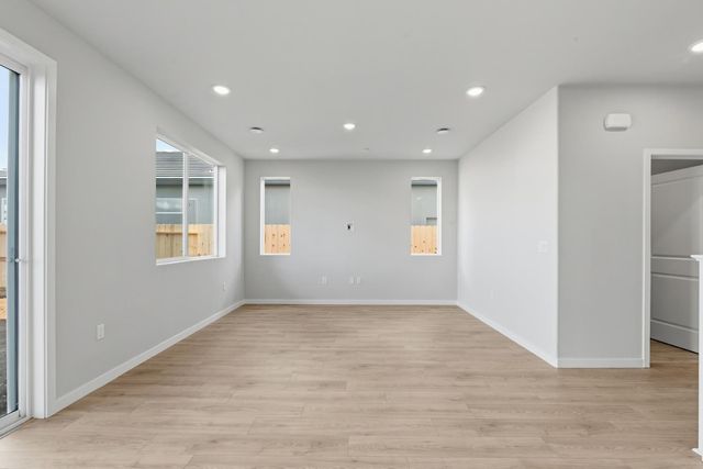 8297 Morning Star Way, Elk Grove, CA 95757
