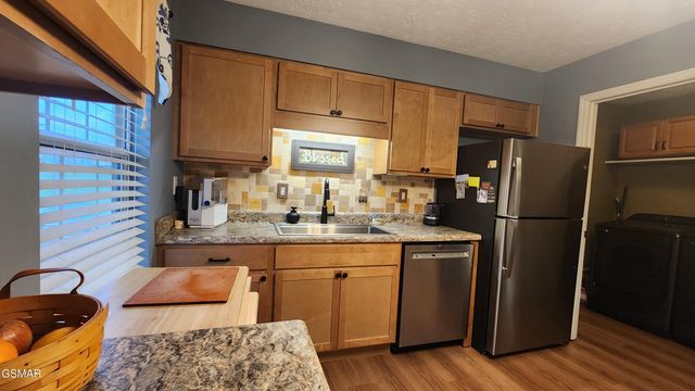 1977 McCleary Road, Sevierville, TN 37876