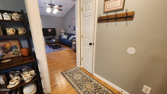 1977 McCleary Road, Sevierville, TN 37876