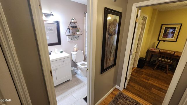 1977 McCleary Road, Sevierville, TN 37876