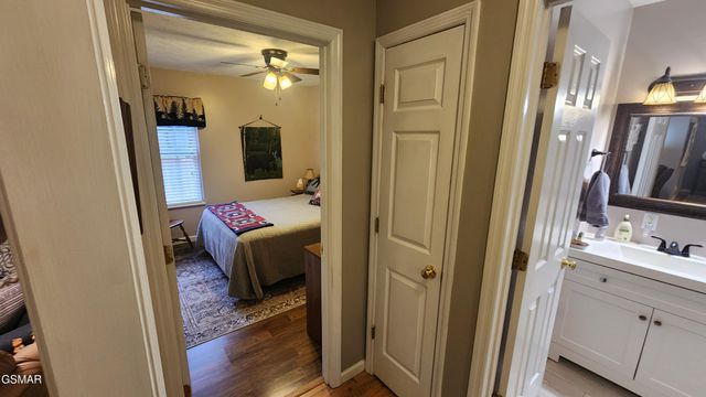 1977 McCleary Road, Sevierville, TN 37876