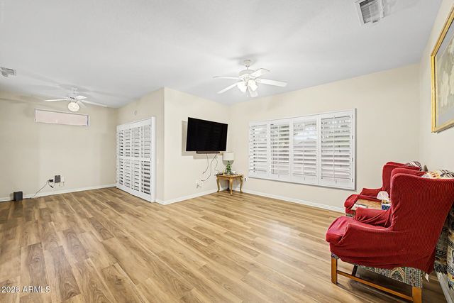 17950 N SOMERSET Drive, Surprise, AZ 85374