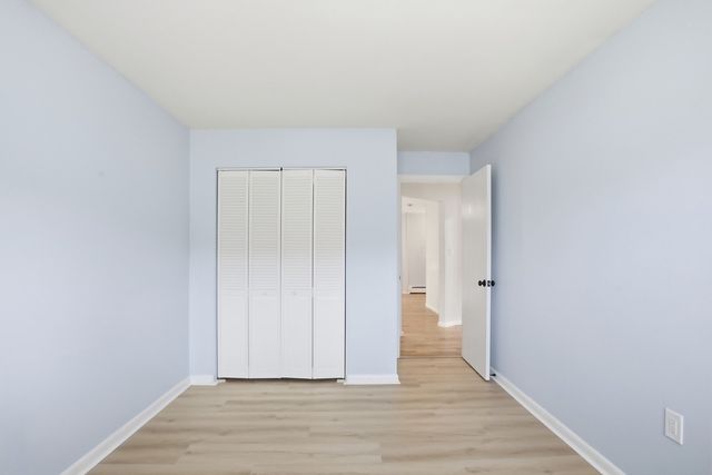 1 Fernview Ave 6, North Andover, MA 01845